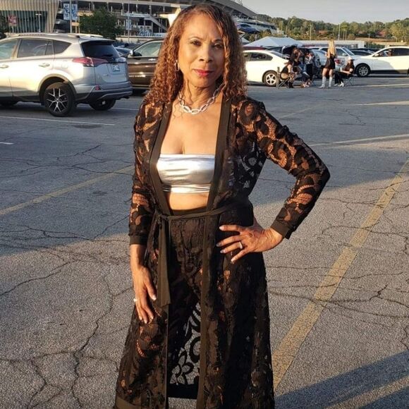 NWT Metallic Stretch Tube Top - Picture 3 of 5